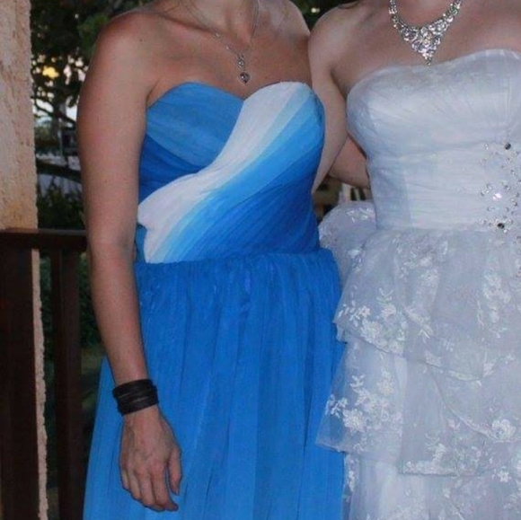 Blue and white ombre flowing dress - Picture 2 of 4